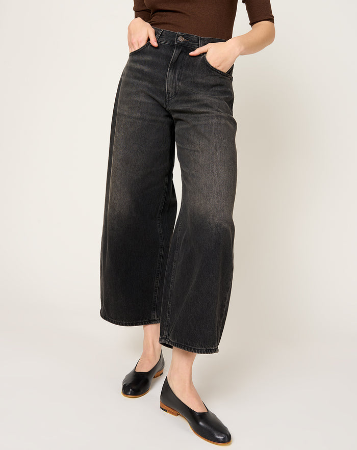 6397 Cropped Roomy Jean in Mineral Black