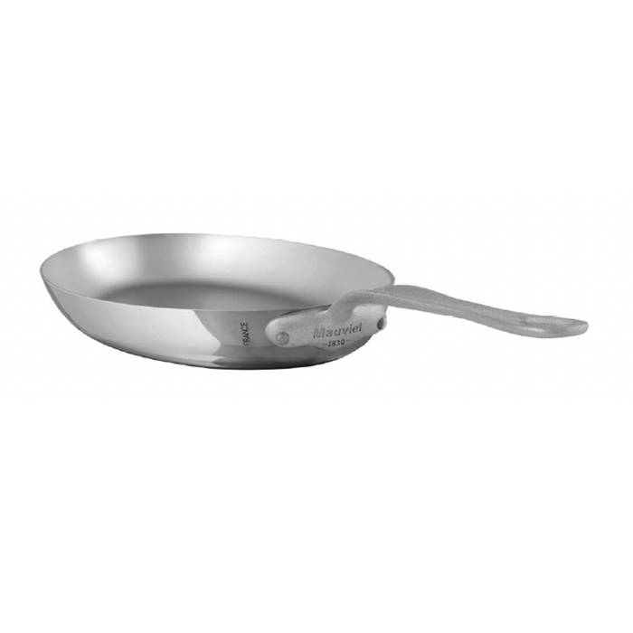 Mauviel M'Cook SB 5-Ply oval frying pan with brushed cast stainless steel handle, measuring 13.5 x 9.1 inches, stainless steel cookware