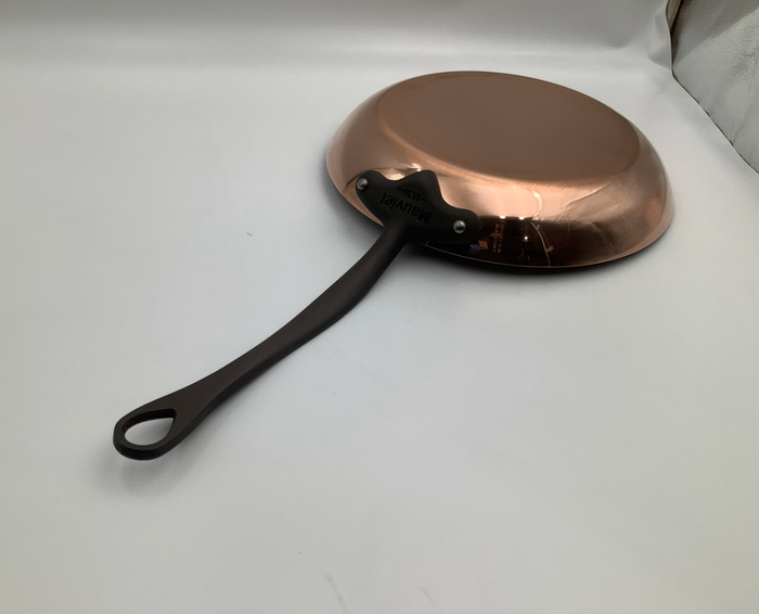 Mauviel 1830 M'Heritage M'150 CI Copper Frying Pan 10.2 Inches — Open Box #1