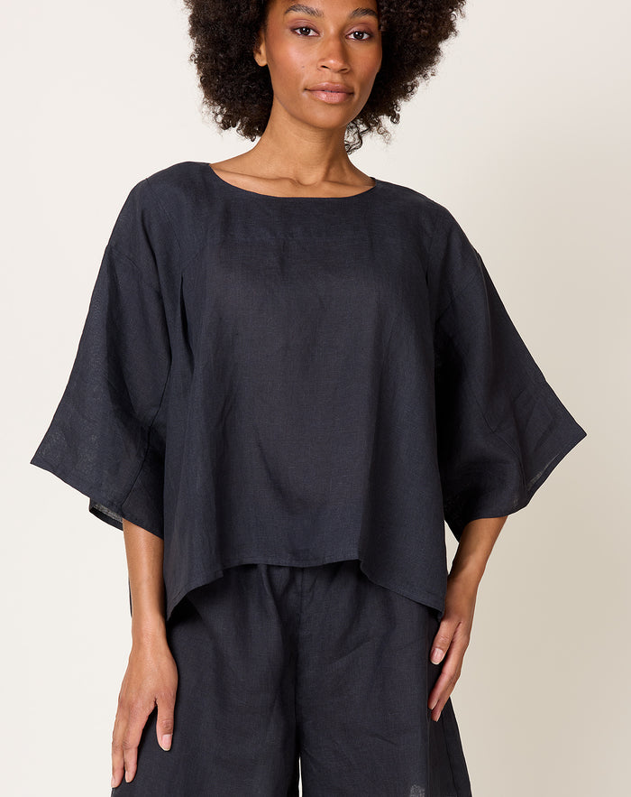 Baserange Ori Top in Gerard Navy