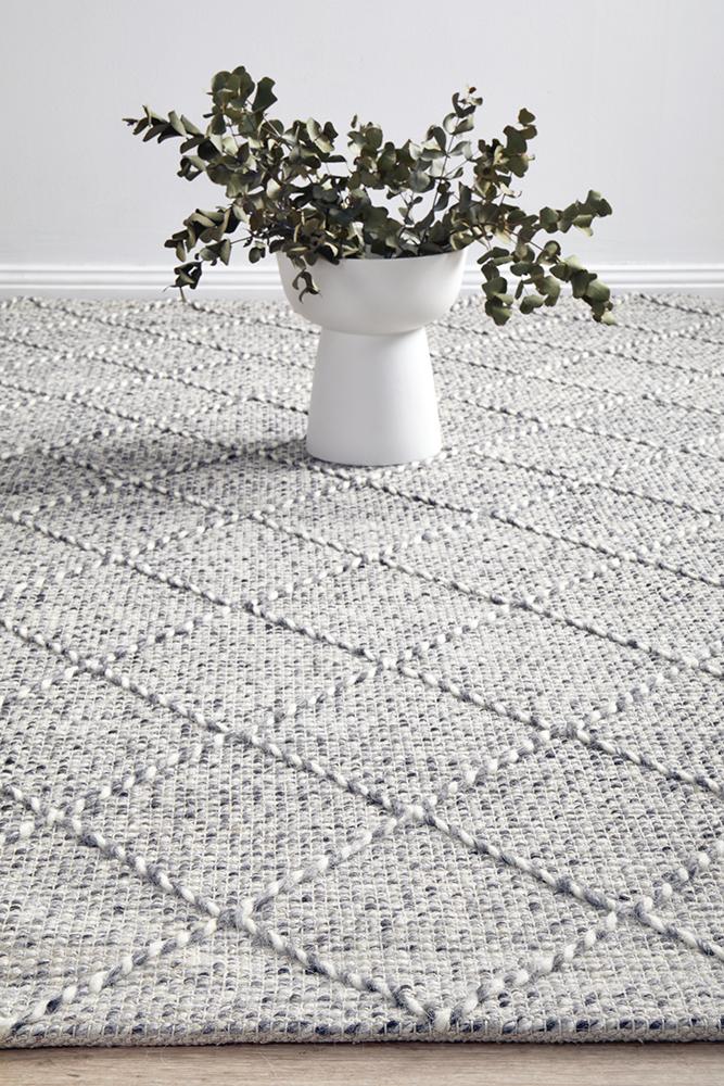 Skye Noah Rug